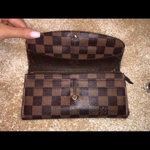 Authentic Louis Vuitton Wallet in Great Condition